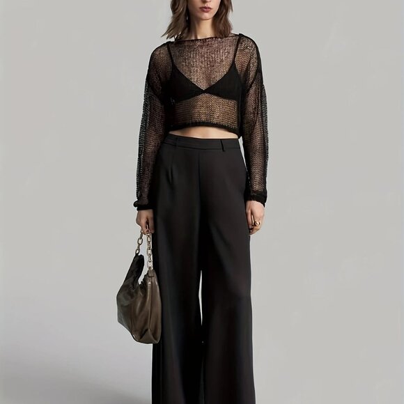 HOST PICK Knitted Long Sleeves Crop Top Black - Picture 2 of 10